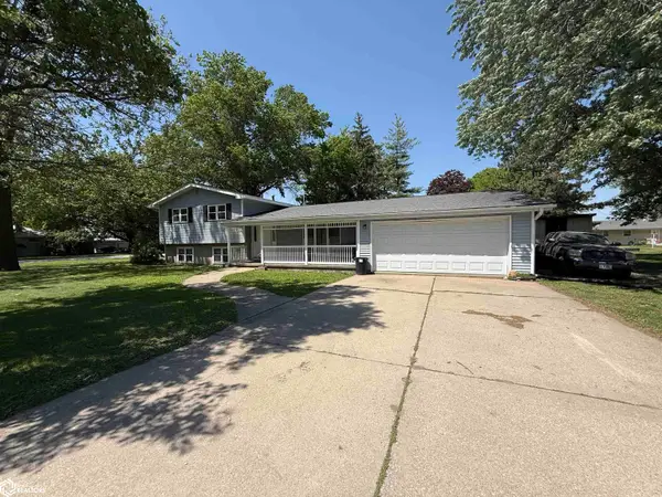 811 Pamela, Moravia, IA 52544