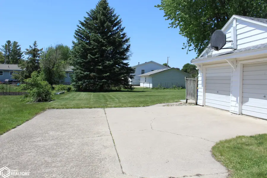 960 Front Street, Garner, IA 50438 - #3
