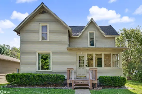 307 3rd Avenue, Melbourne, IA 50162
