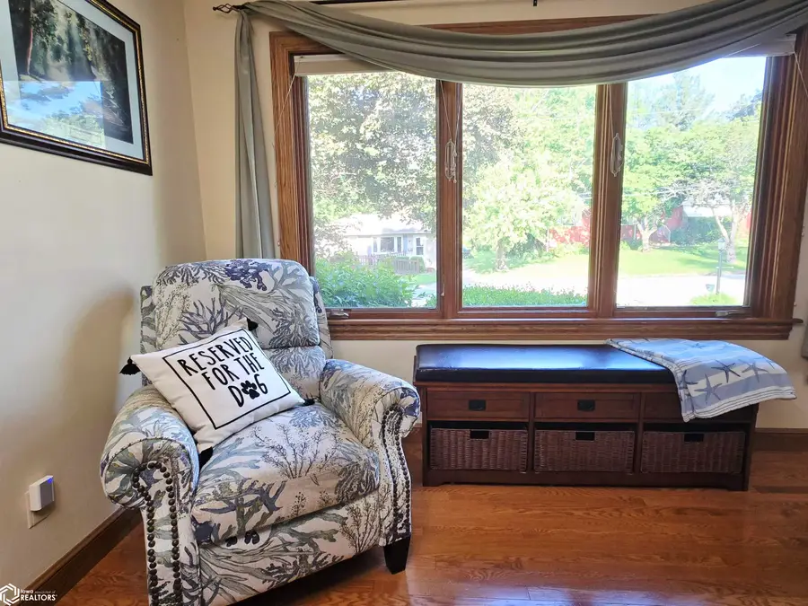 727 Haskell Street, Burlington, IA 52601 - #3