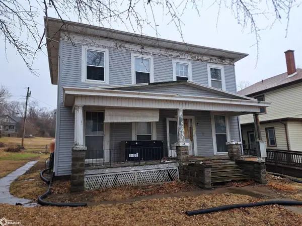 105 S 6th Street, Burlington, IA 52601