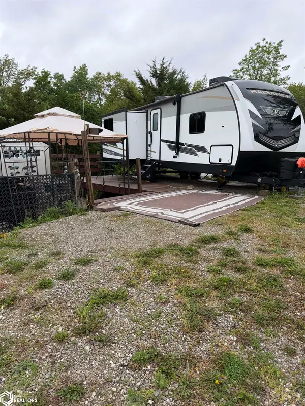 5054 Echo Drive, Brooklyn, IA 52211
