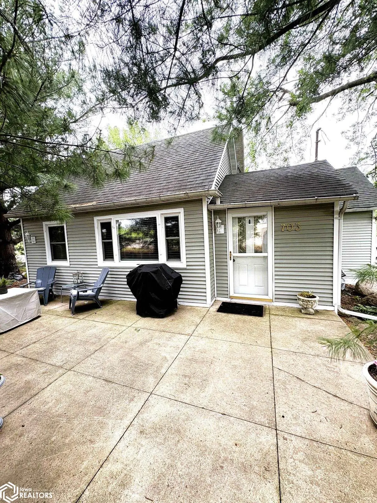 703 E Main Street, Brooklyn, IA 52211 - #1