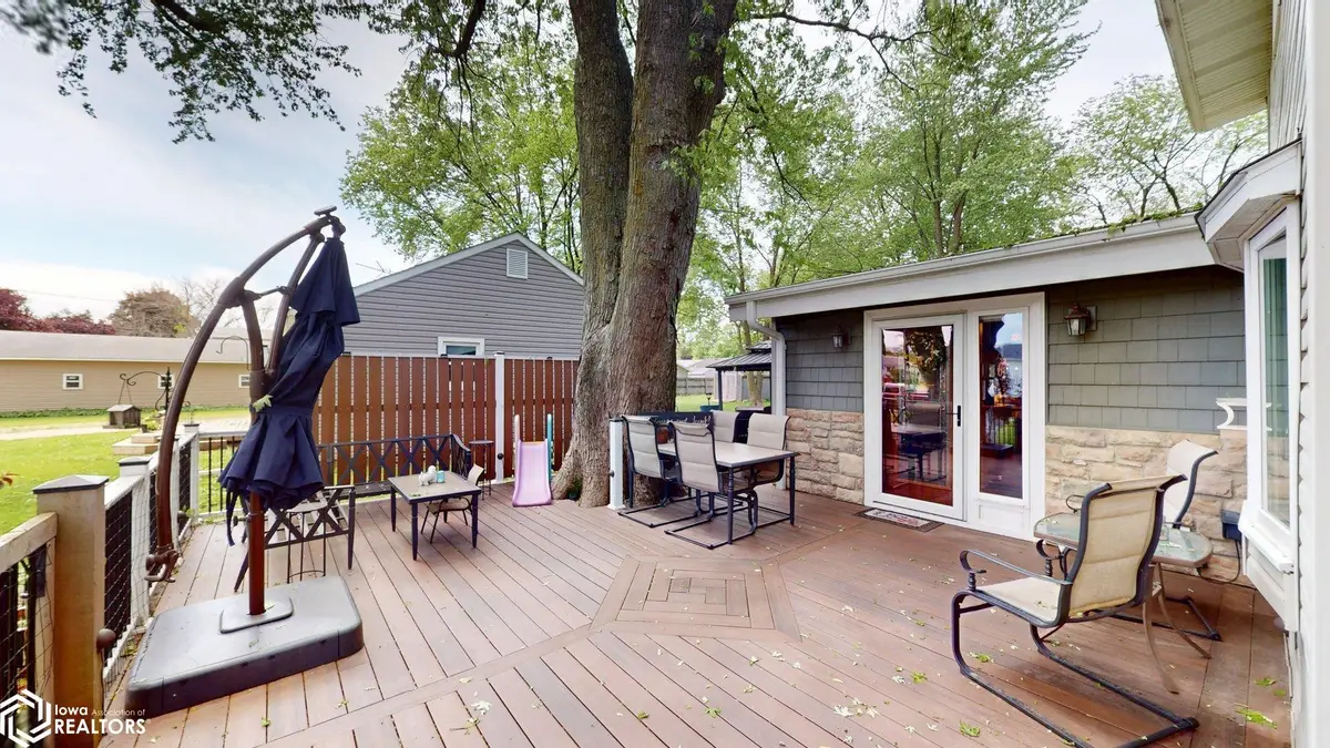 715 S 12th Street, Clear Lake, IA 50428 - #1