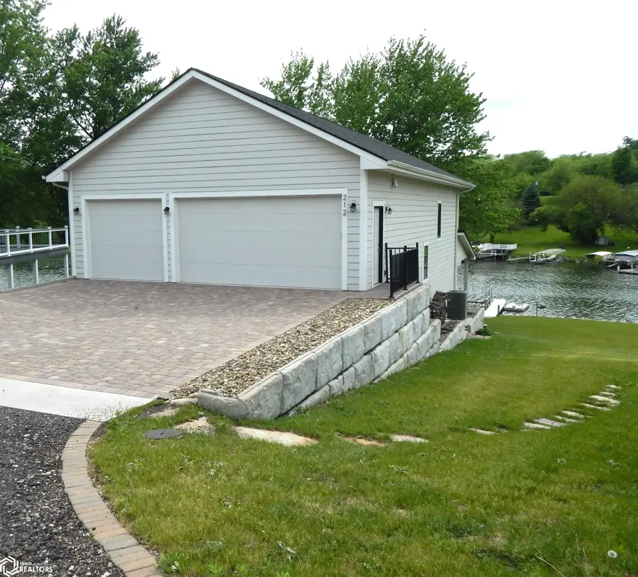 212 Eastside Lane, Montezuma, IA 50171-0751 - #2