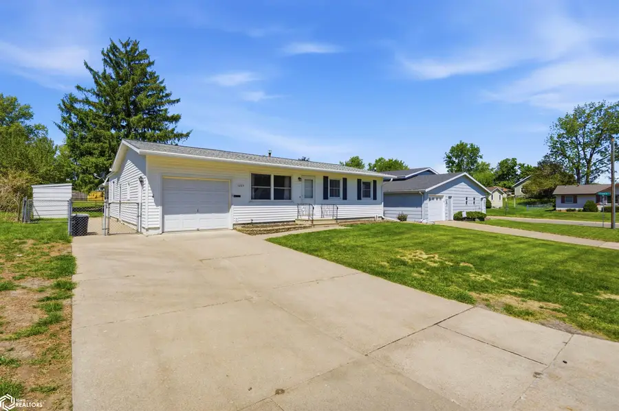 1203 Glenwood Terrace, Marshalltown, IA 50158 - #2