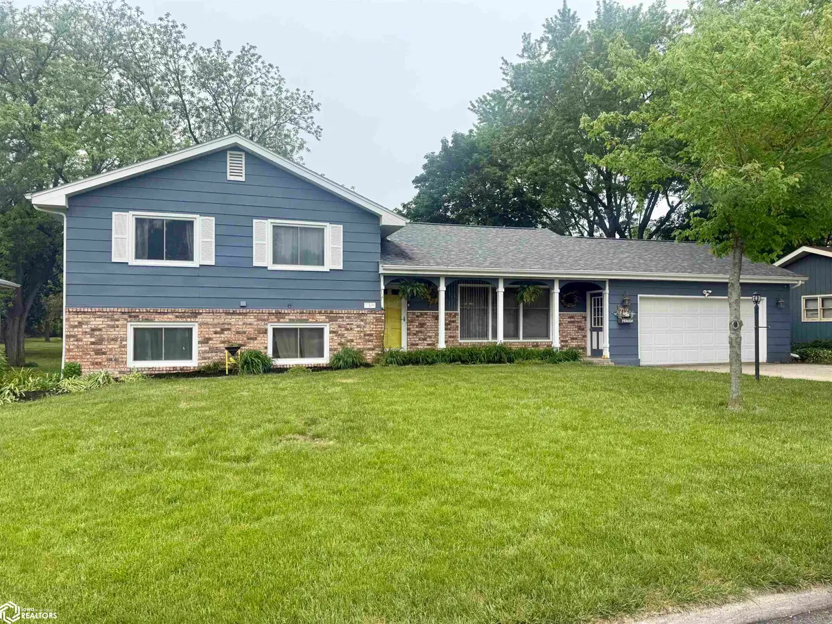 712 S Locust Street, Jefferson, IA 50129 - #1