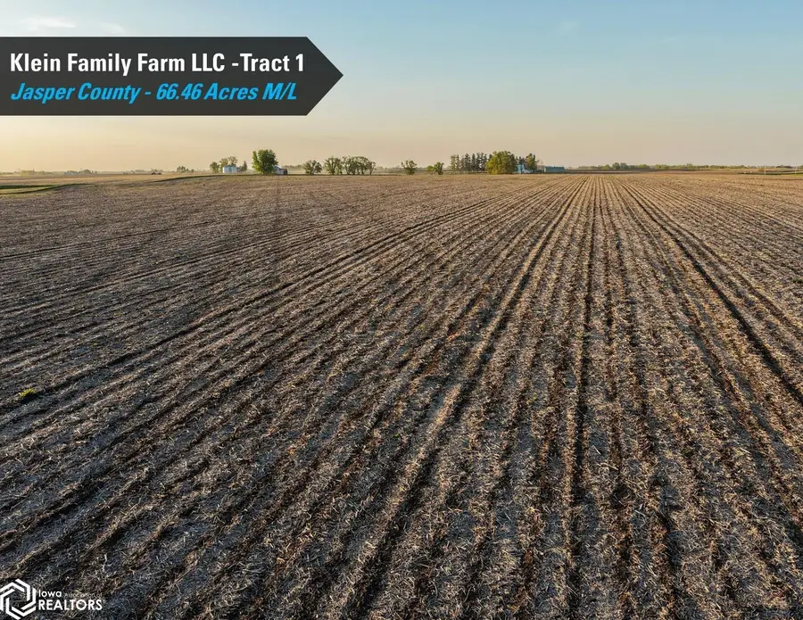 E 72nd Street, Reasnor, IA 50232 - #2