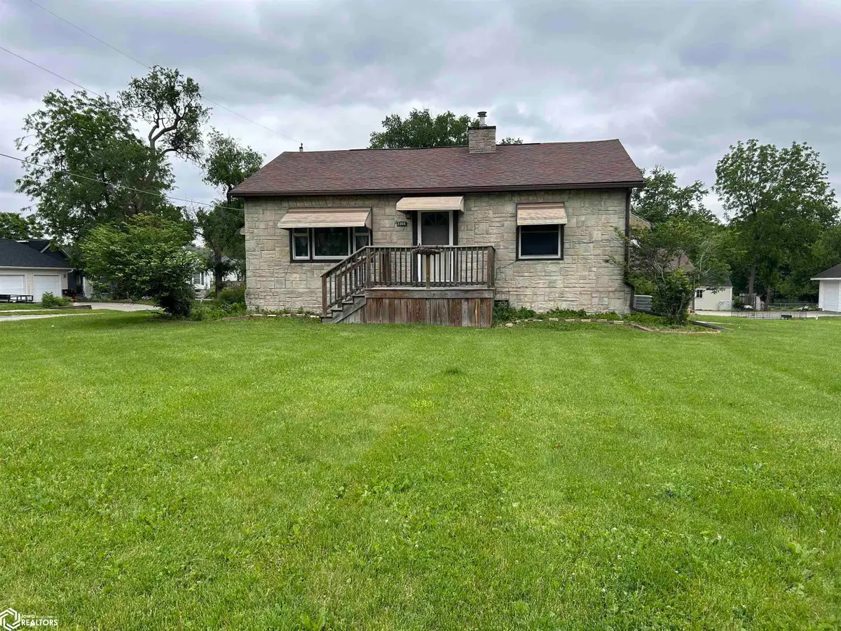 2366 N Court, Ottumwa, IA 52501 - #1