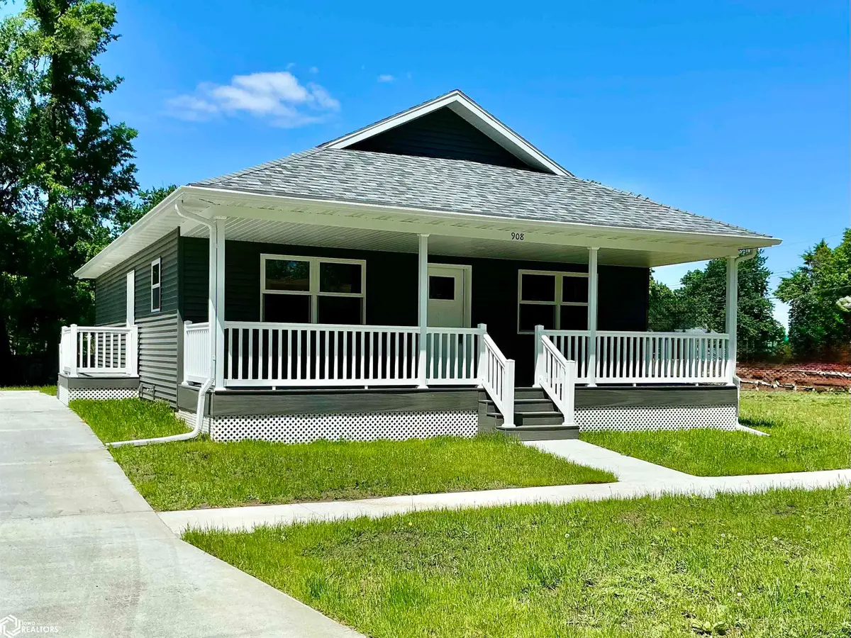 908 S 16th, Centerville, IA 52544 - #1