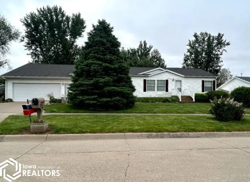 902 Prairie Lane, Marshalltown, IA 50158 - #1