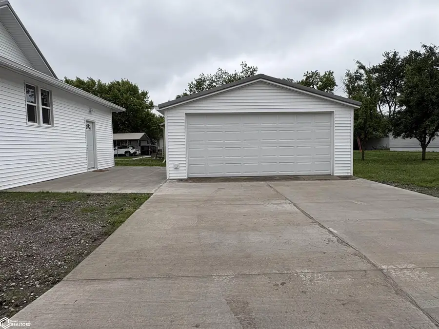 600 S 5th Street, Fairfield, IA 52556 - #2