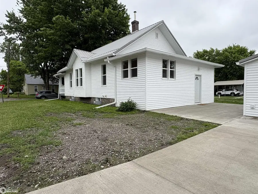 600 S 5th Street, Fairfield, IA 52556 - #3