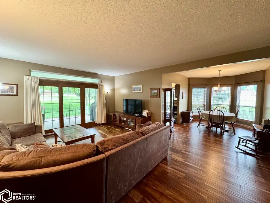 1509 Orchard Meadow Drive #B, Burlington, IA 52601 - #2