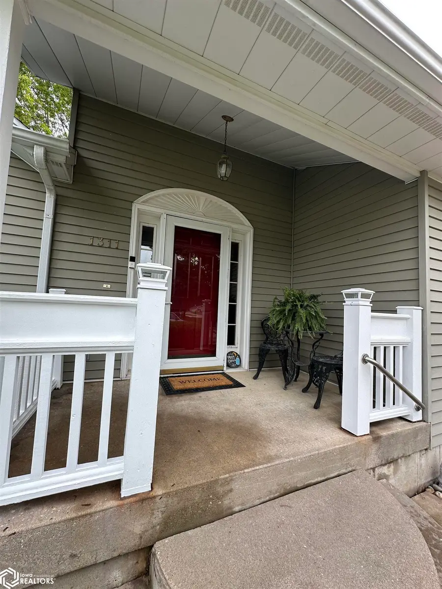 1311 Sioux Street, Burlington, IA 52601 - #3