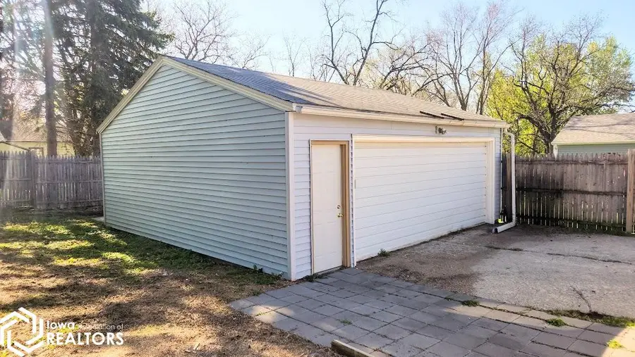 505 S 8th Street, Forest City, IA 50436 - #3