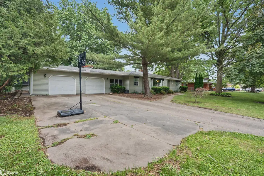 1400 Hagemann Avenue, Burlington, IA 52601 - #2