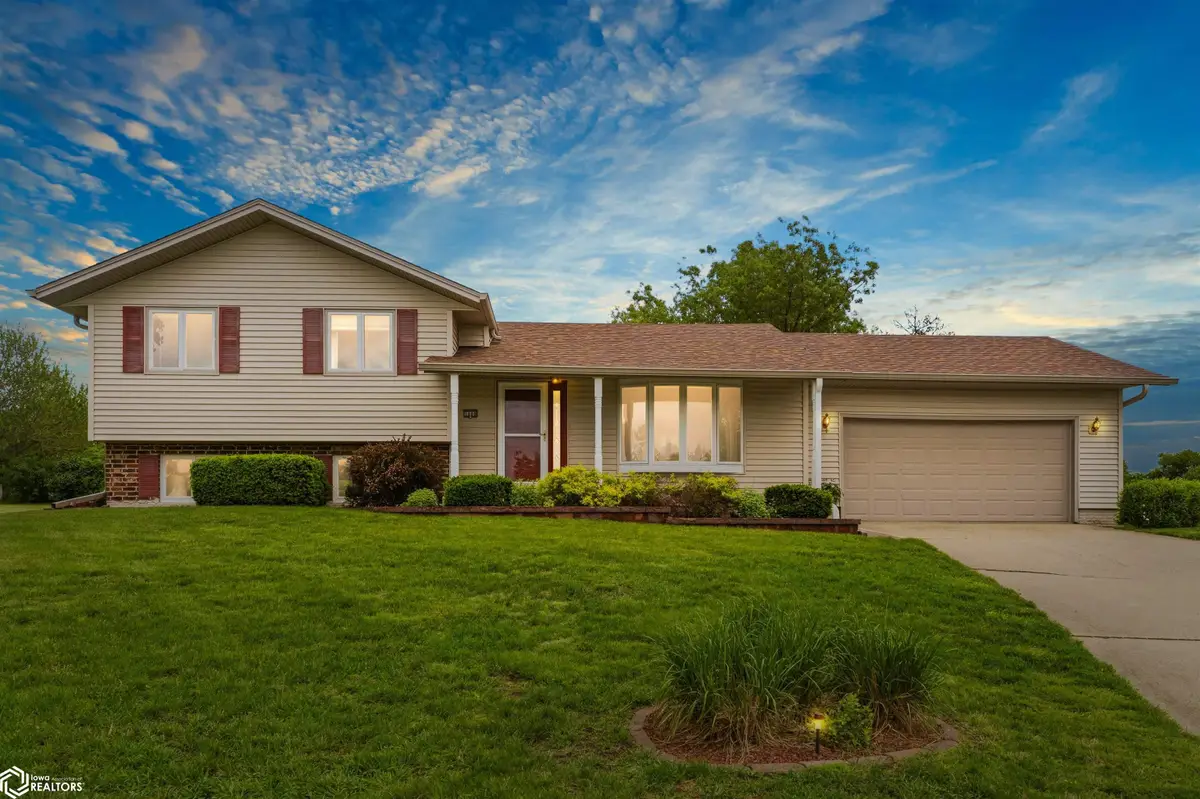 1008 Ratcliffe Drive, Marshalltown, IA 50158 - #1