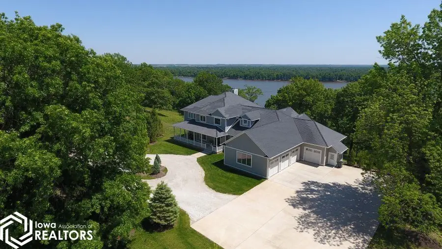 5007 Ferres Lane, Burlington, IA 52601 - #3