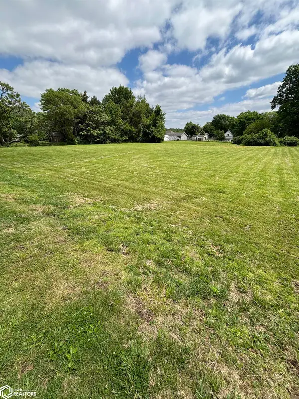 1742 Weimer Street, Burlington, IA 52601