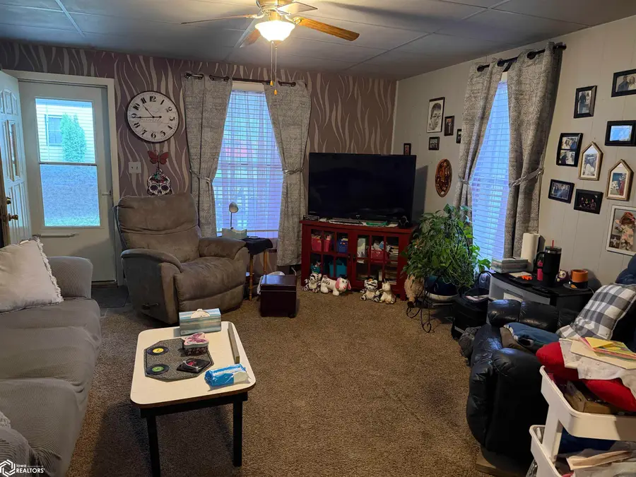 534 N 12th Street, Centerville, IA 52544 - #3