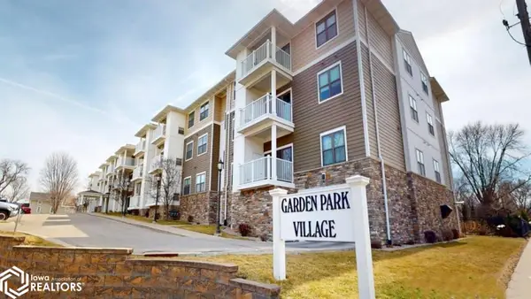 809 7th Ave N #301 #301, Clear Lake, IA 50428