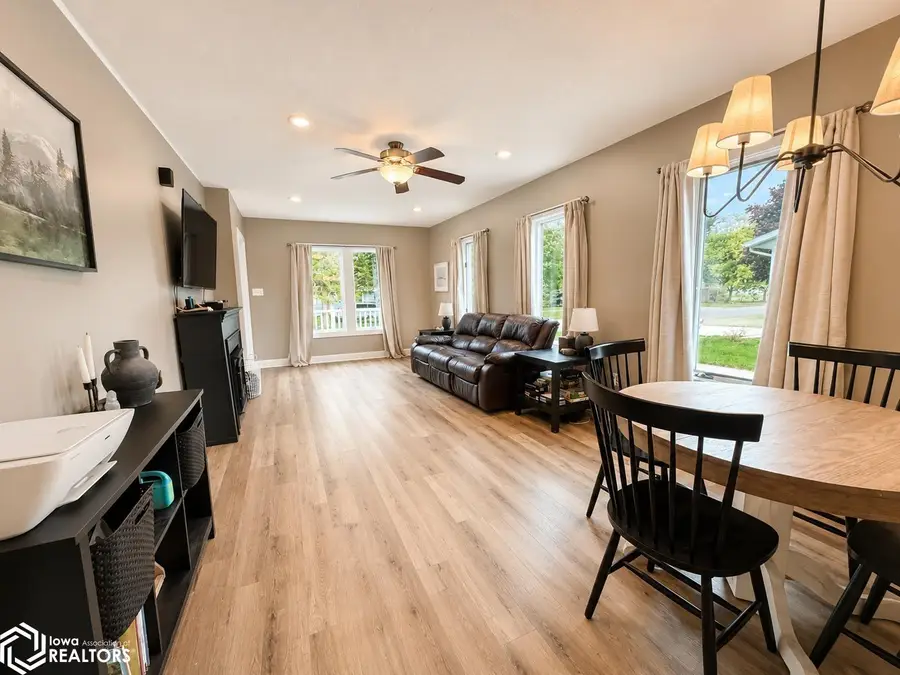 106 N 14th Street, Northwood, IA 50459 - #2