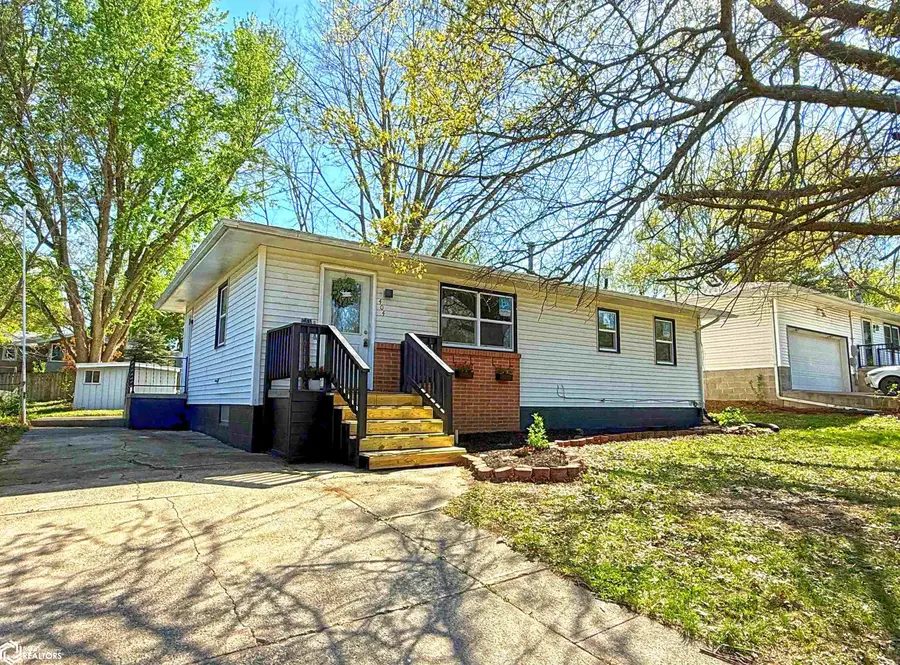 404 Garfield Street, Shenandoah, IA 51601 - #2