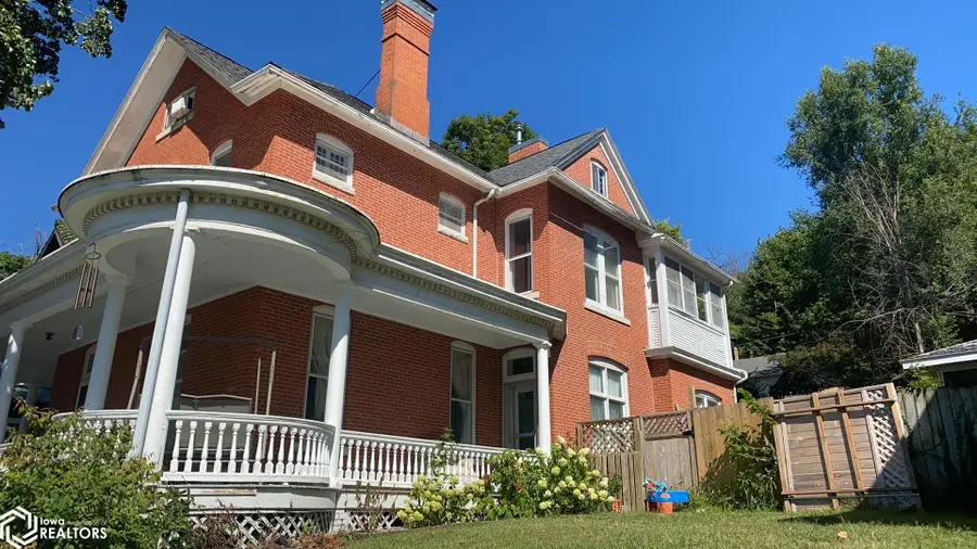 631 Avenue D, Fort Madison, IA 52627 - #2