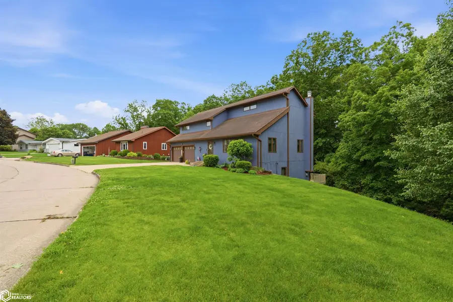 2811 Shamrock Drive, Burlington, IA 52601 - #2
