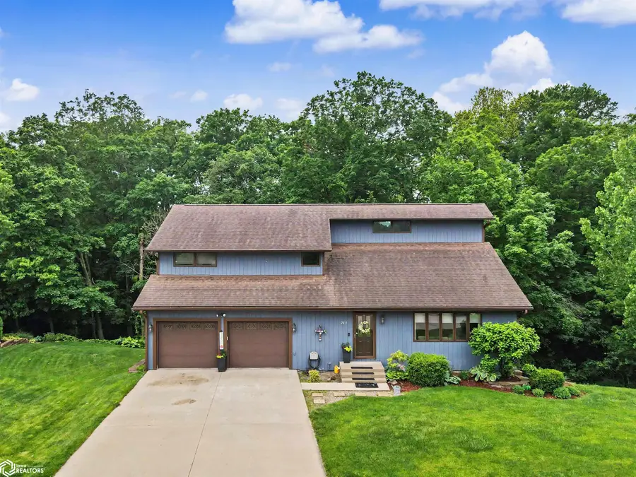 2811 Shamrock Drive, Burlington, IA 52601 - #3