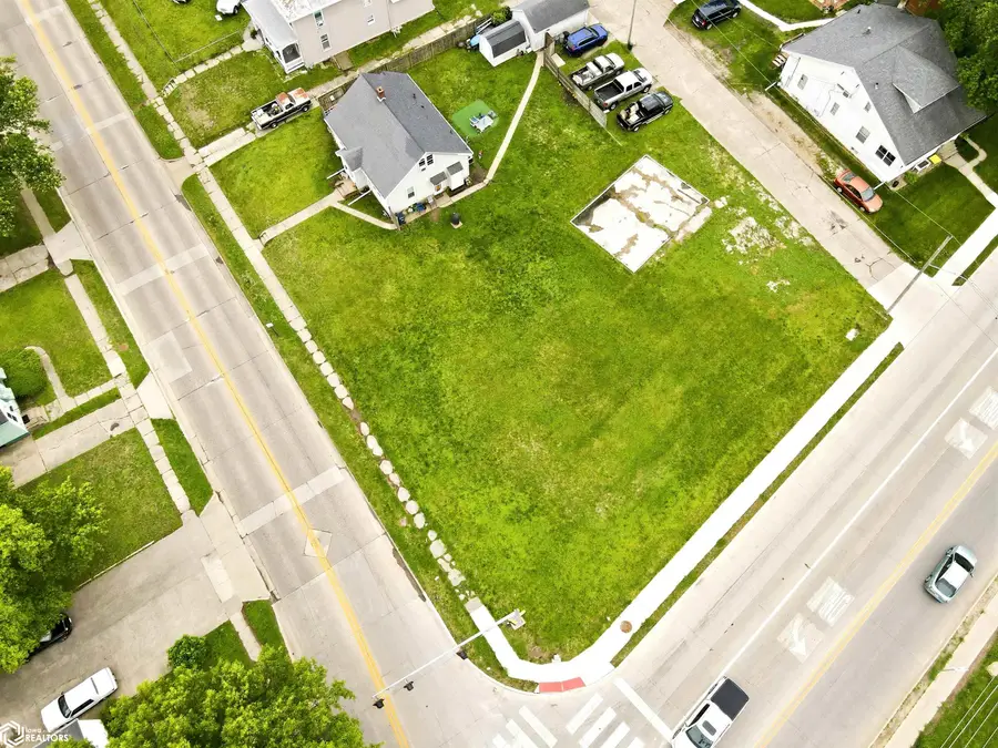 333 Curran Street, Burlington, IA 52601 - #3
