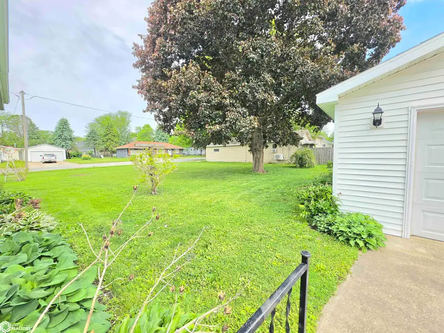 204 1st Ne, Nora Springs, IA 50458 - #3