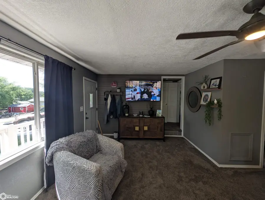 1363 Wilson Ave, Brooklyn, IA 52211 - #3