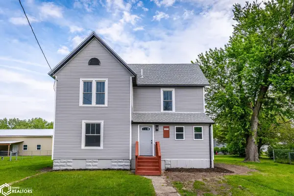 632 Woodlawn Street, Traer, IA 50675
