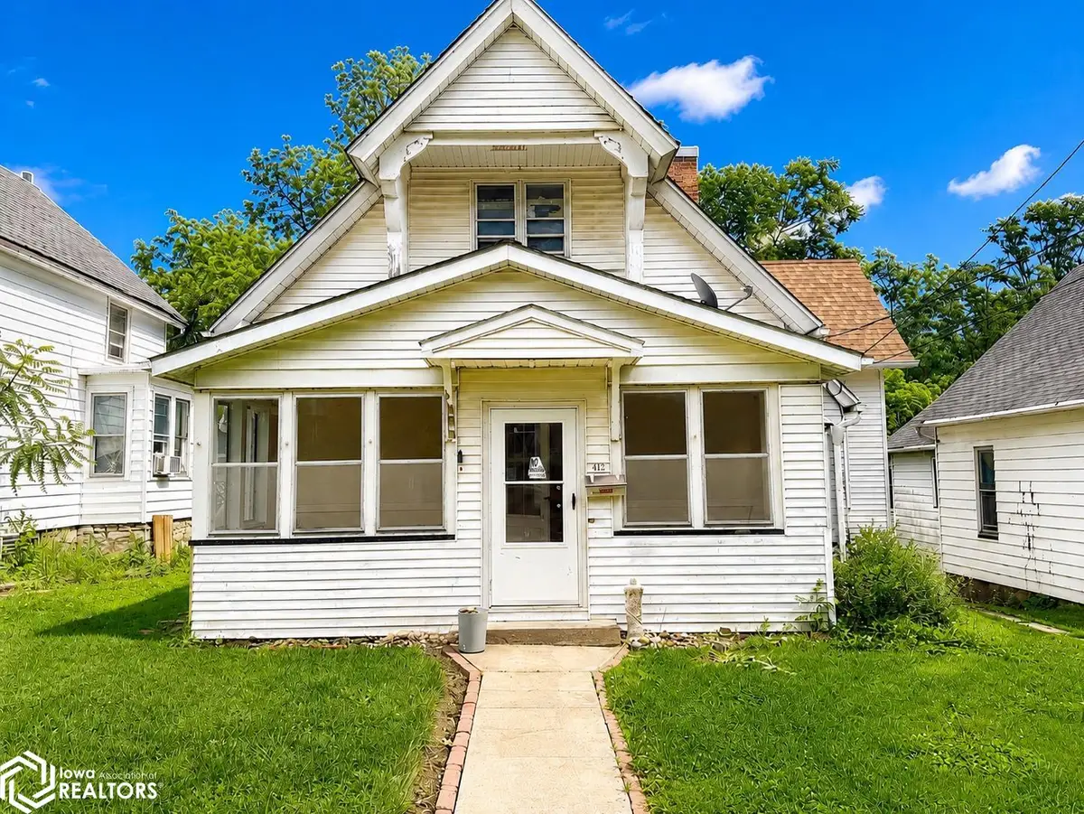 412 S. Woodlawn Avenue, Burlington, IA 52601 - #1