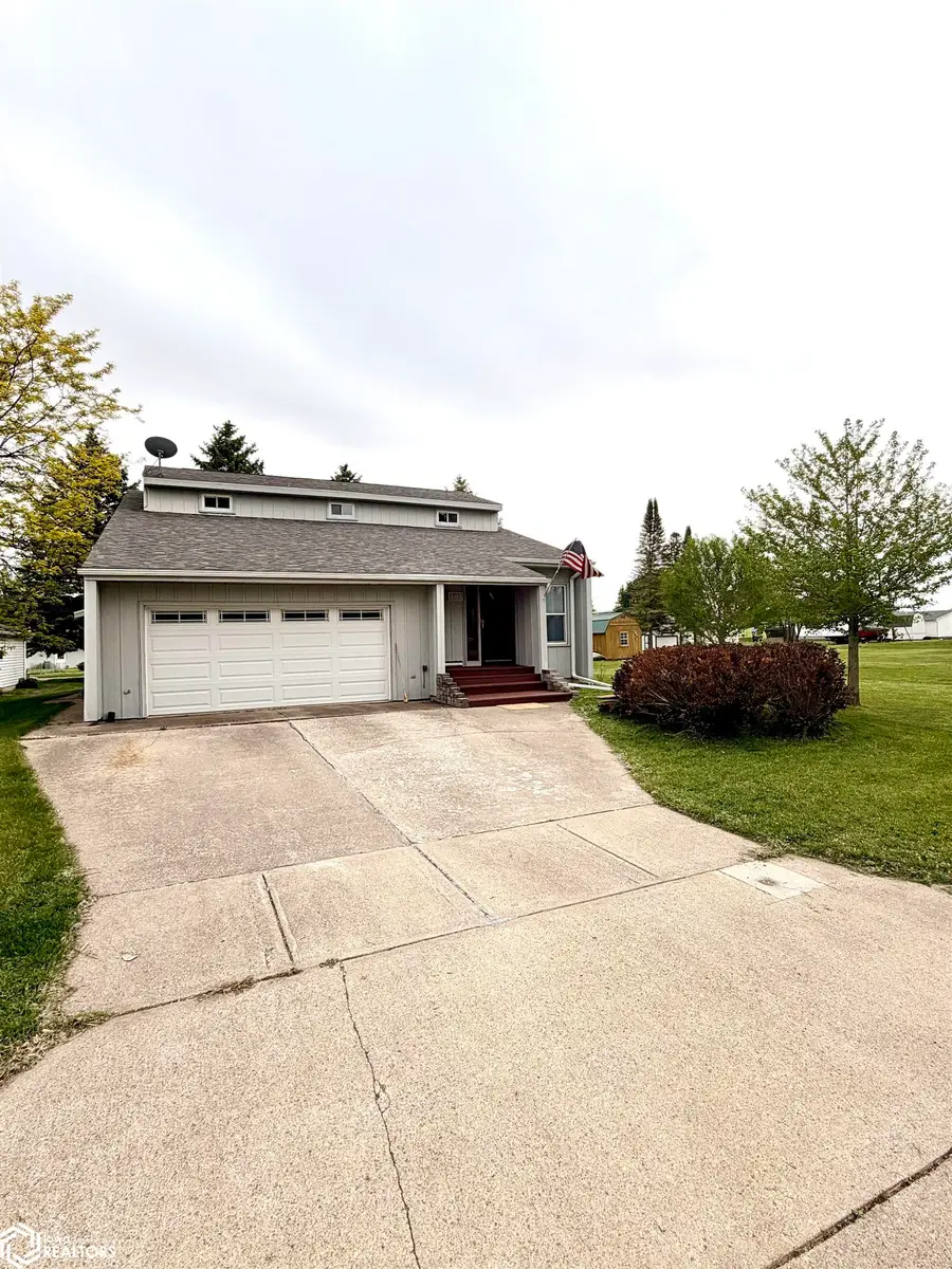 2323 21st Street Sw, Mason City, IA 50401 - #3