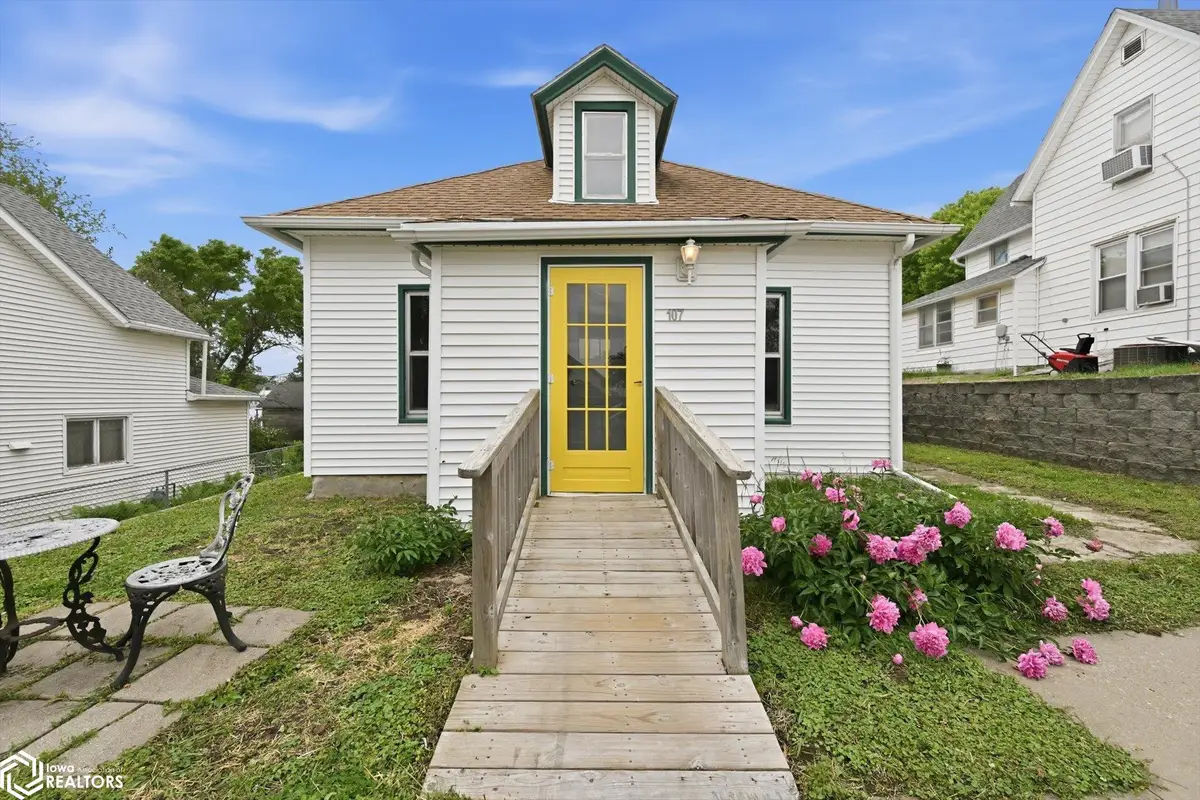 107 2nd Avenue, Earling, IA 51530 - #1