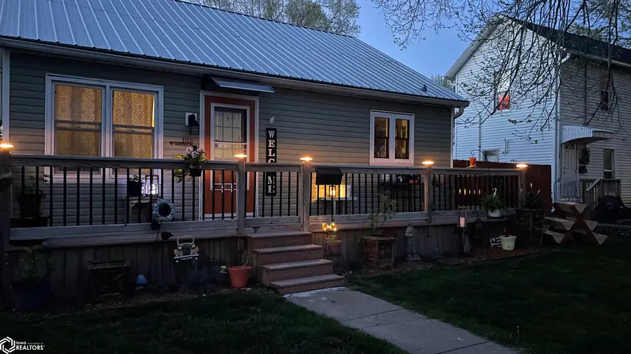 102 W Madison, New London, IA 52645 - #2