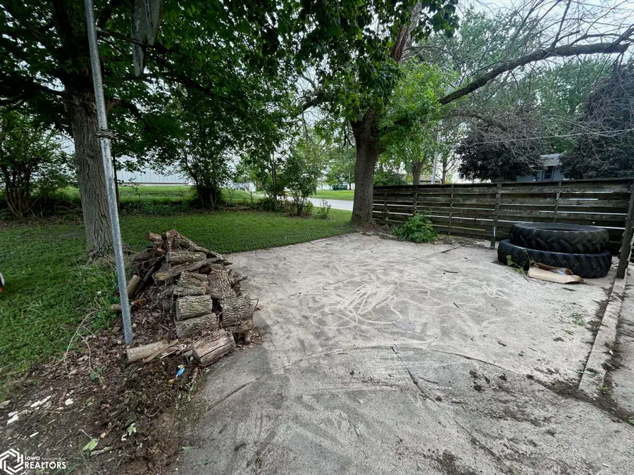 1413 20th Ave., Eldora, IA 50627 - #3