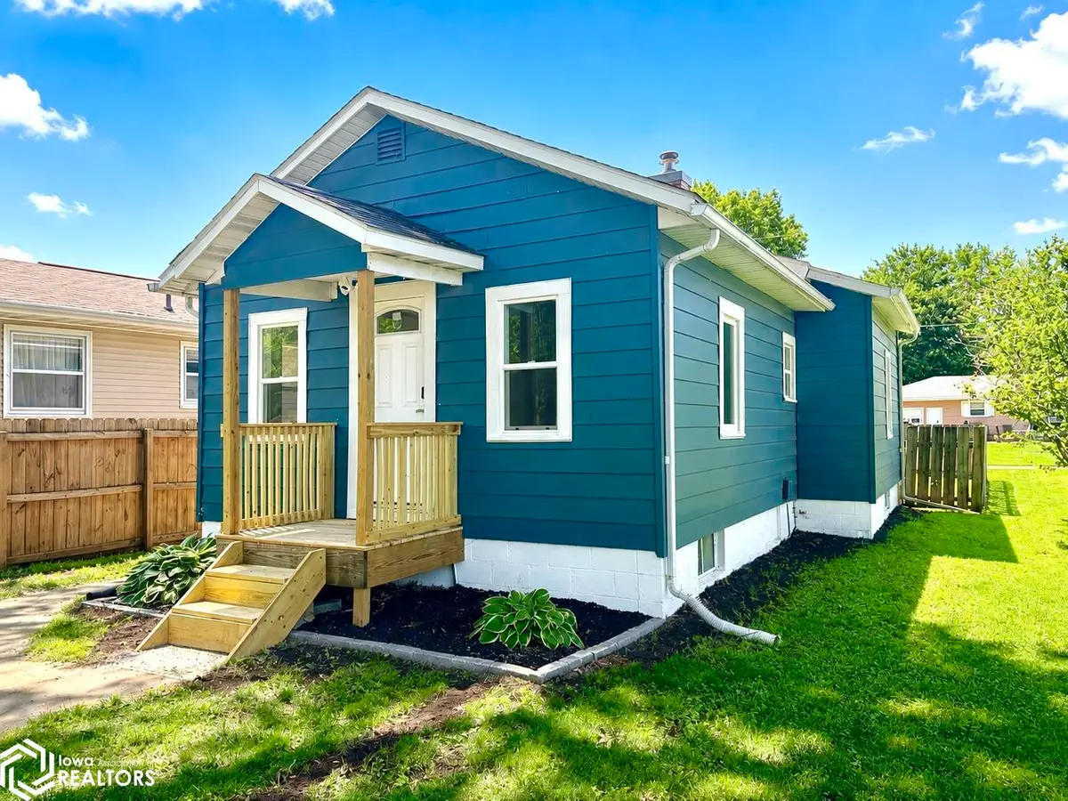 2141 S. Central Ave, Burlington, IA 52601 - #1