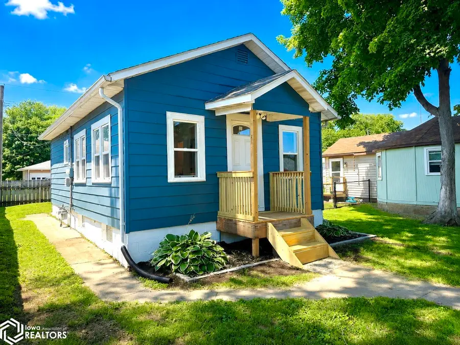 2141 S. Central Ave, Burlington, IA 52601 - #2