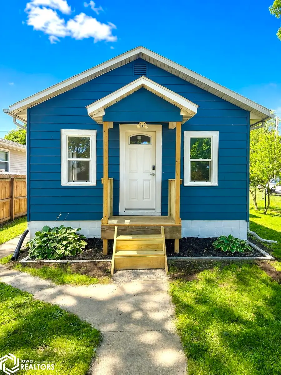 2141 S. Central Ave, Burlington, IA 52601 - #3