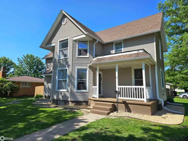 403 S 4th Street, Wapello, IA 52653