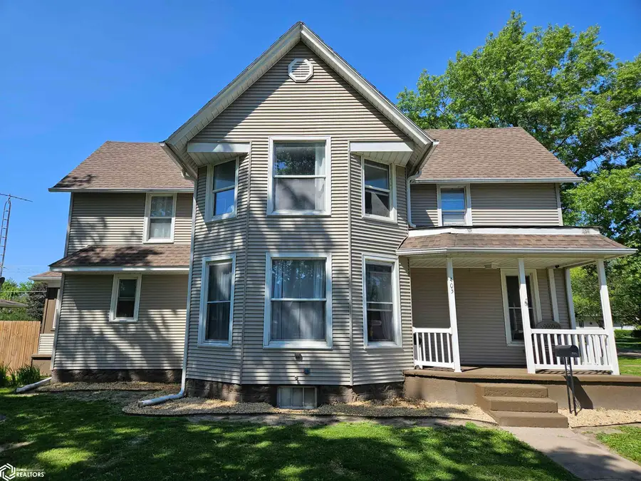 403 S 4th Street, Wapello, IA 52653 - #2