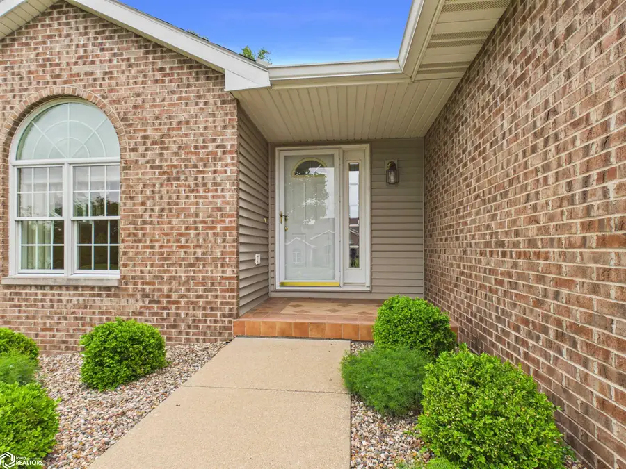 3257 Brookshire Drive, Keokuk, IA 52632 - #2