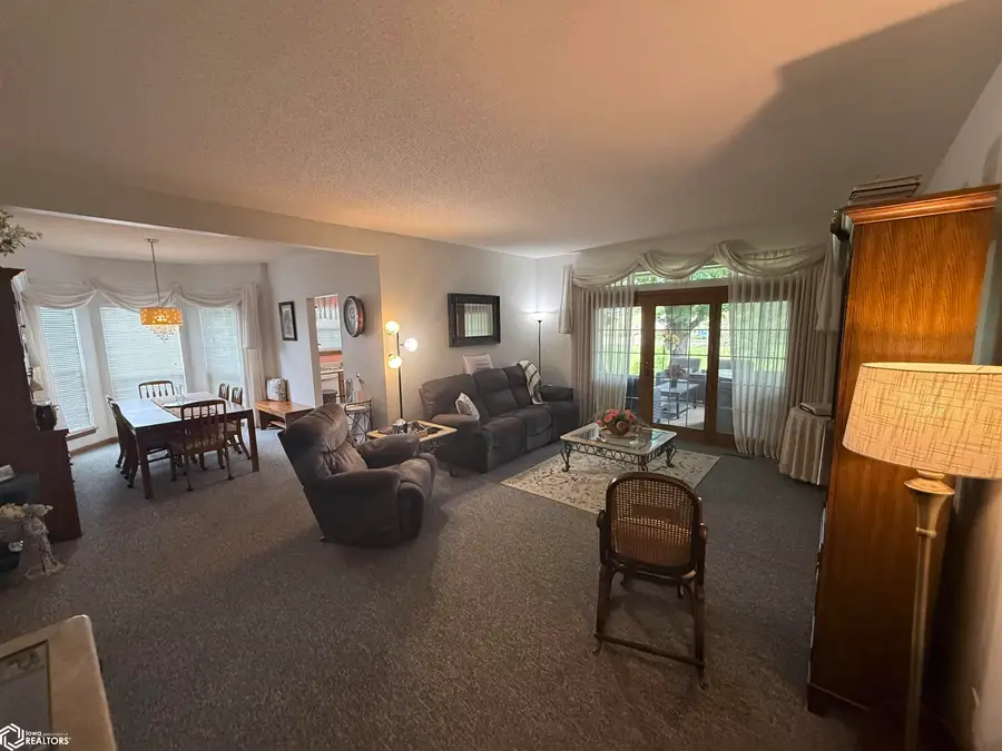 1508 Orchard Meadow Drive #B, Burlington, IA 52601 - #3