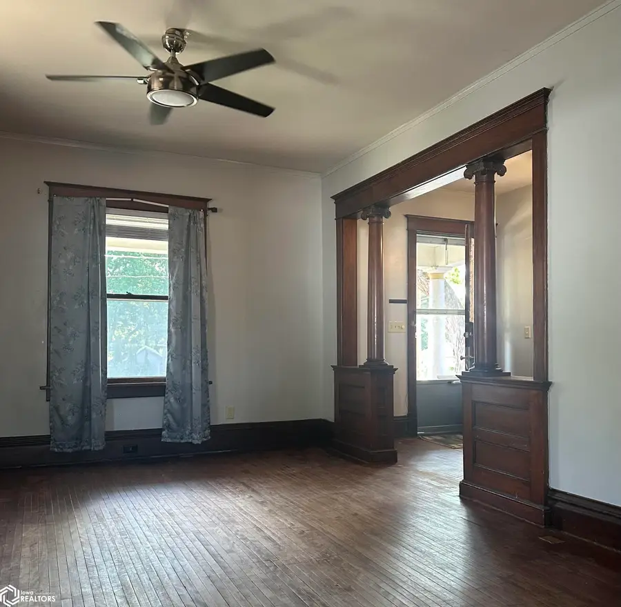 1209 S 7th Street, Burlington, IA 52601 - #3