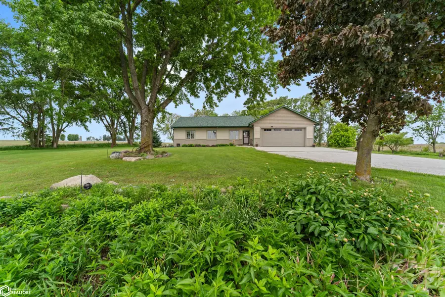 25723 650th Avenue, Nevada, IA 50201 - #2