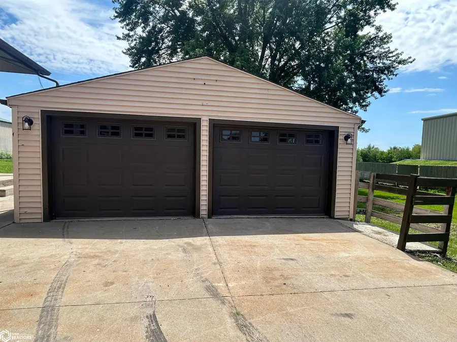 201 E South Street, Albion, IA 50005 - #2